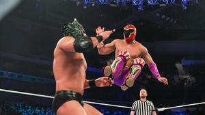 El luchador español, Axiom, en su debut en Smackdown