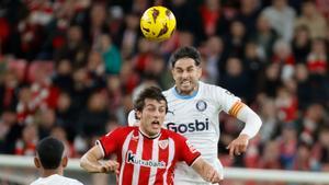 Juanpe en una acción contra el Athletic Club